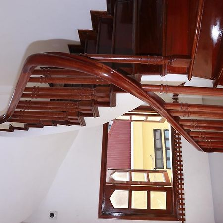 Moon & Sun Hotel Hue Exterior photo