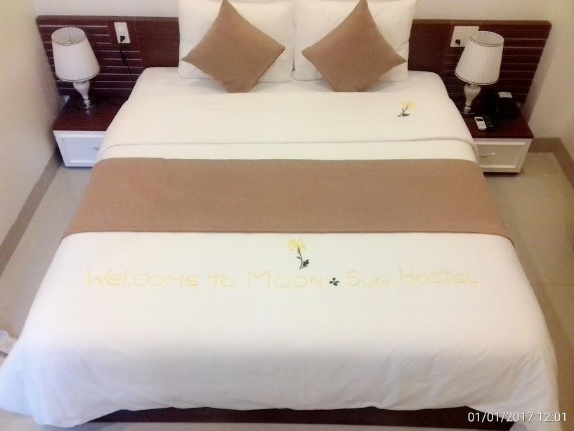 Moon & Sun Hotel Hue Exterior photo